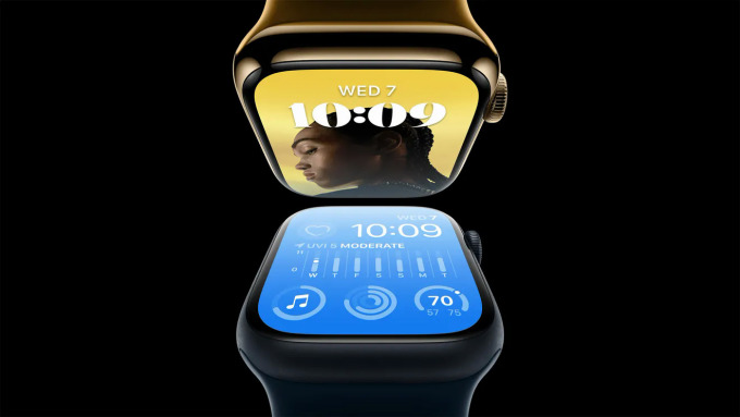 Apple Watch Series 8.